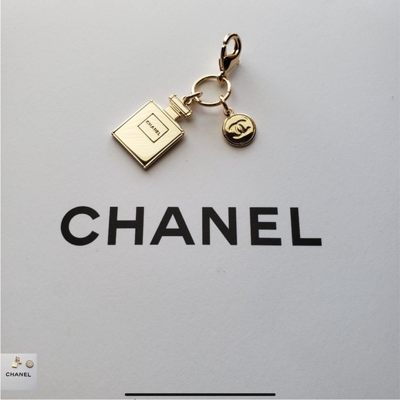 Authentic CHANEL Holiday Double Charm Pendant - Picture 3 of 3